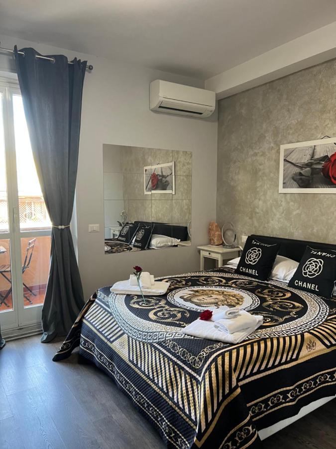 A 2 Passi Dai Musei Luxury Casa de hóspedes